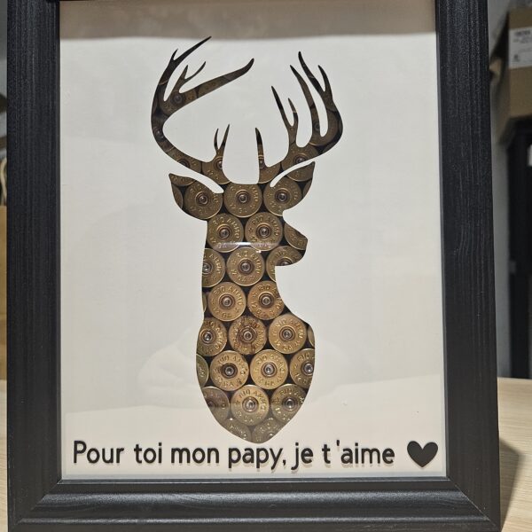 Cadre "cerf" en cartouches