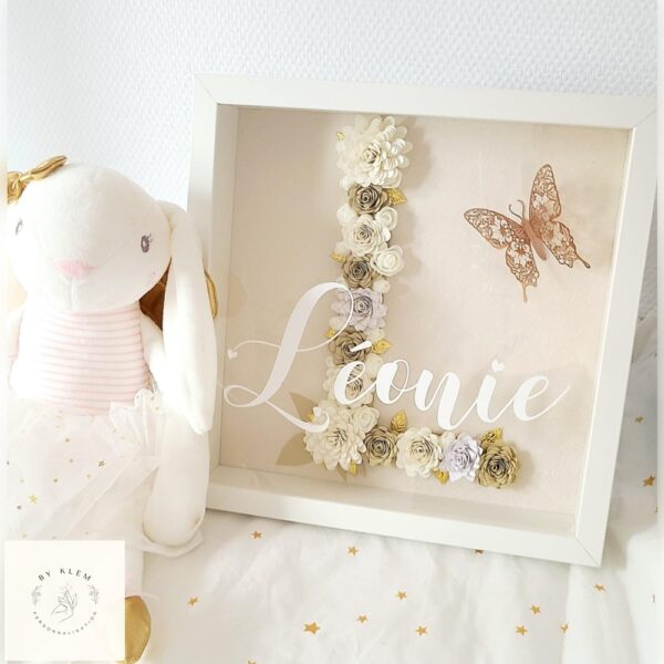 Cadre initiale fleurie personnalisé - blanc/beige - papillon