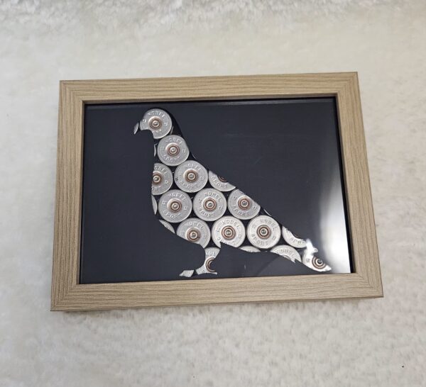 20251101_152138 Mini cadre "Pigeon" - cartouches de chasse