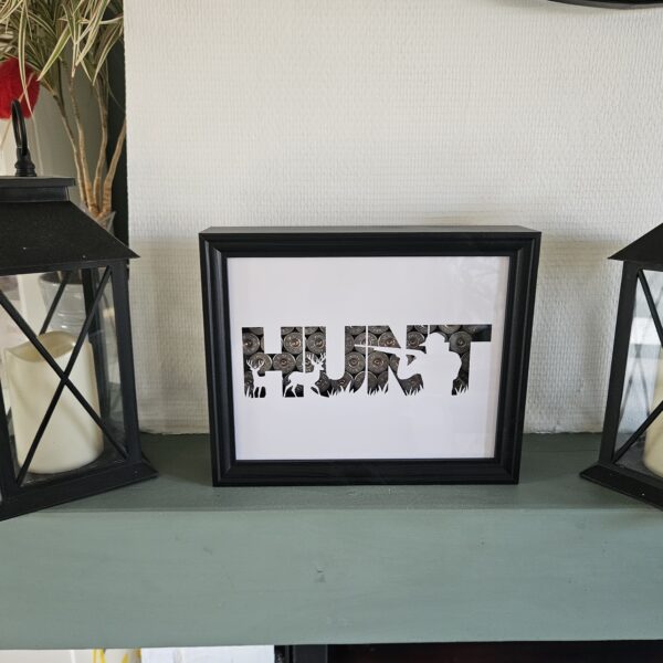 Cadre "HUNT" en cartouches