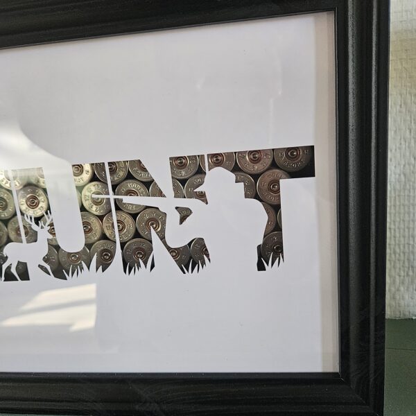 Cadre "HUNT" en cartouches